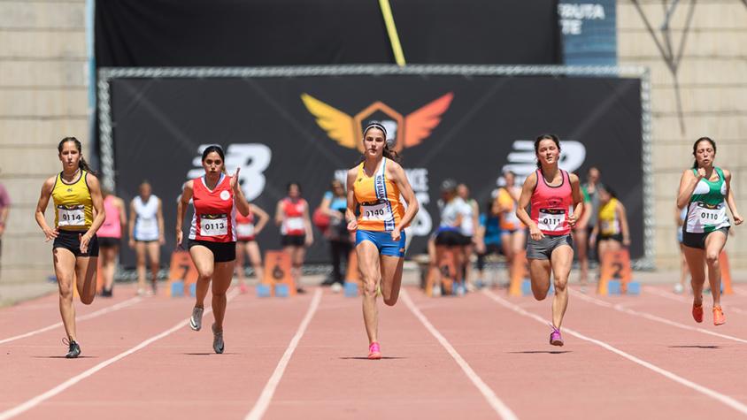 New balance finals chile hot sale